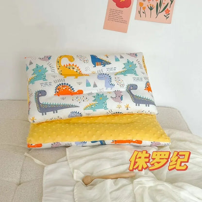 Cuscino Morbido per Neonato in Velluto