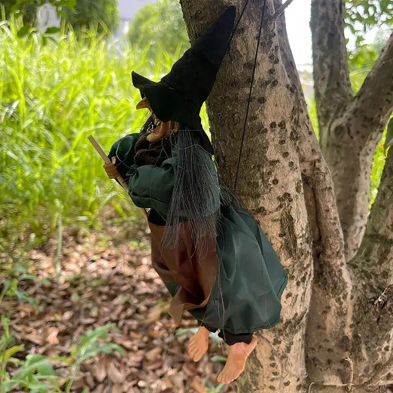 Halloween Talking Witch with LED Eyes & Sounds. Spooky Decor