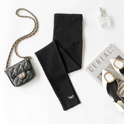 Leggings Maternità Comodi e Stilosissimi. Il Tuo Compagno Perfetto Durante la Gravidanza!