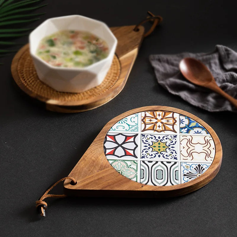 Sottopentola in Legno Massello per Casseruole. Protezione Termica Creativa e Antiscivolo