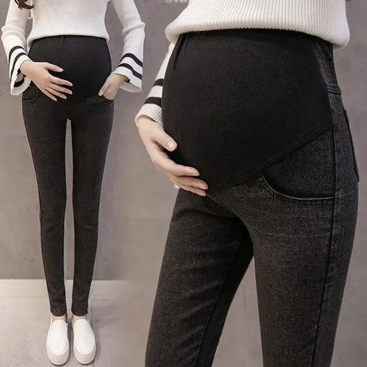Jeans Premaman Eleganti e Comodi. Il Look Perfetto per Ogni Trimestre