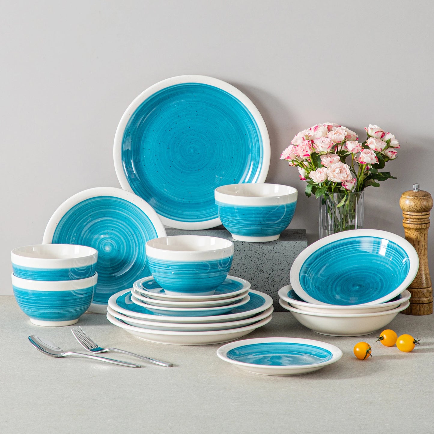Set di Piatti in Ceramica Dipinta a Mano. Vancasso 16/32 Pezzi Stoneware Elegante e Resistente