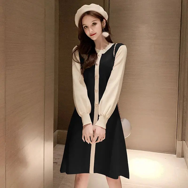 Vestito Premaman Elegante in Stile Francese. Comfort e Raffinatezza per Ogni Mamma