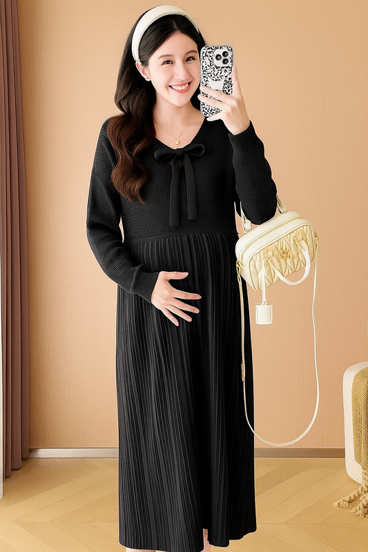 Vestito Premaman Maglia Autunno/Inverno. Eleganza Romantica con Colletto Fiocco e Taglio Plissé